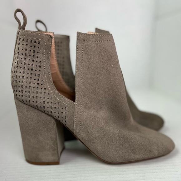Steve Madden Boots Women's Size 9 M Taupe Suede Ankle Booties Norelle 0281 Boho - Picture 9 of 13